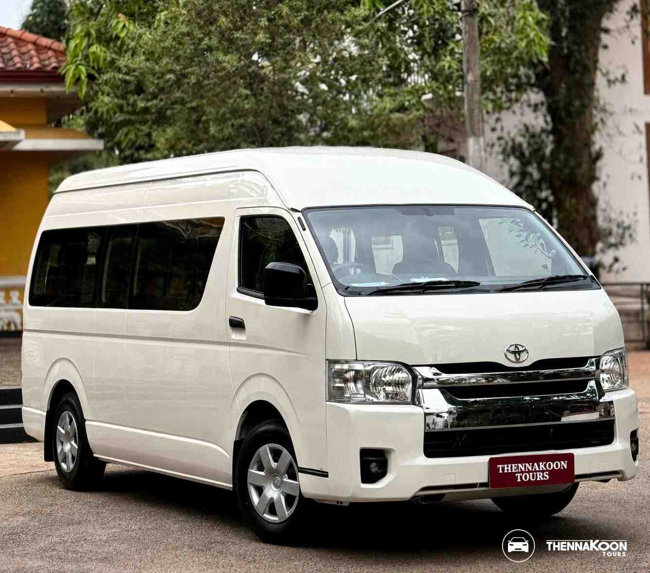 TOYOTA HIACE