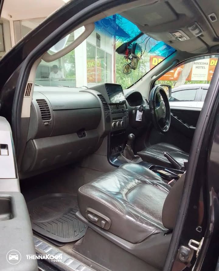 NISSAN NAVARA