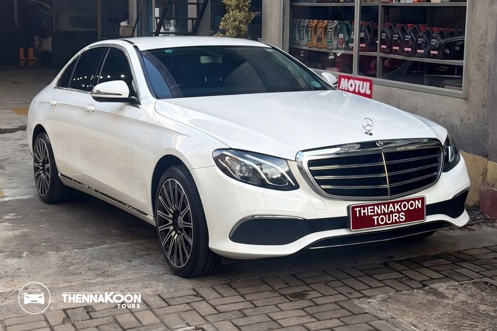 Mercedes Benz E300