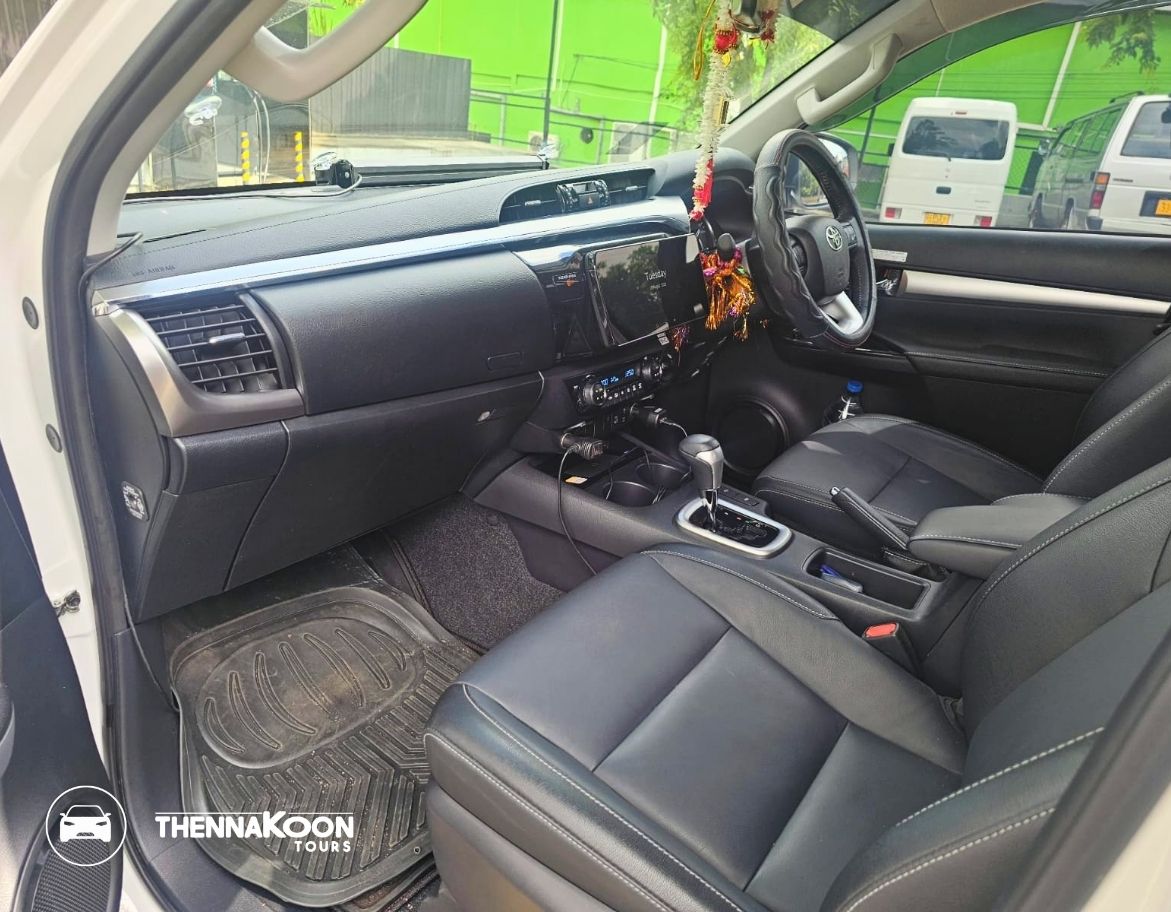 2025 Toyota Hilux Revo Cab