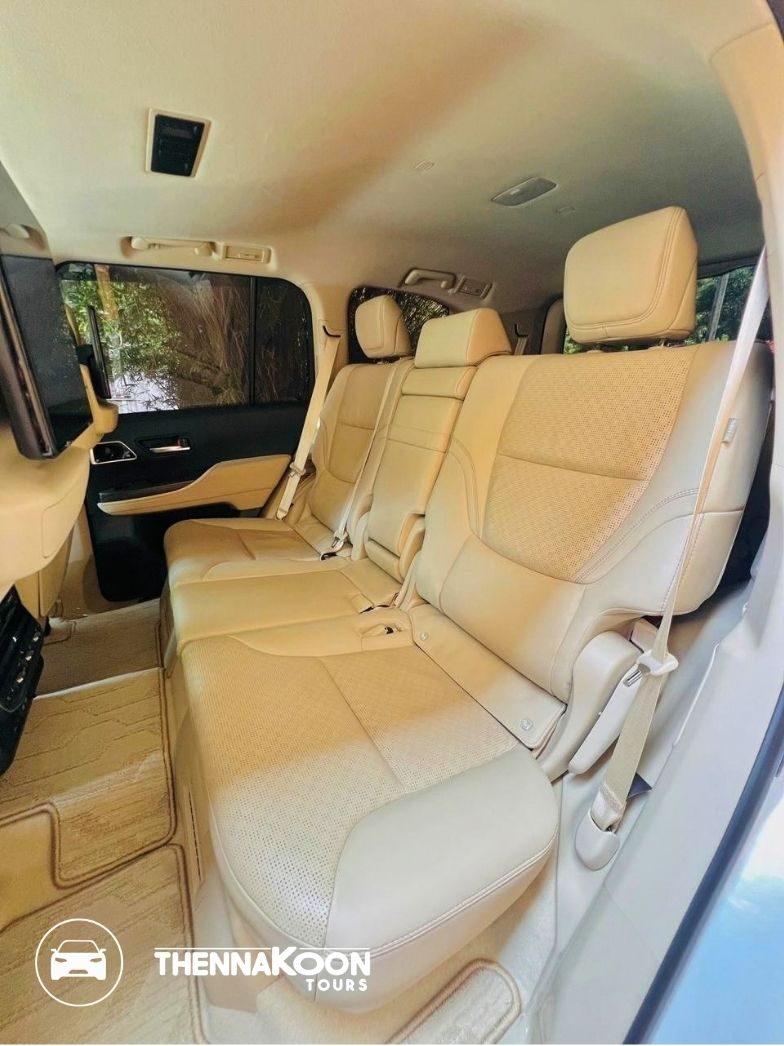 Toyota Land Cruiser LC300 ZX