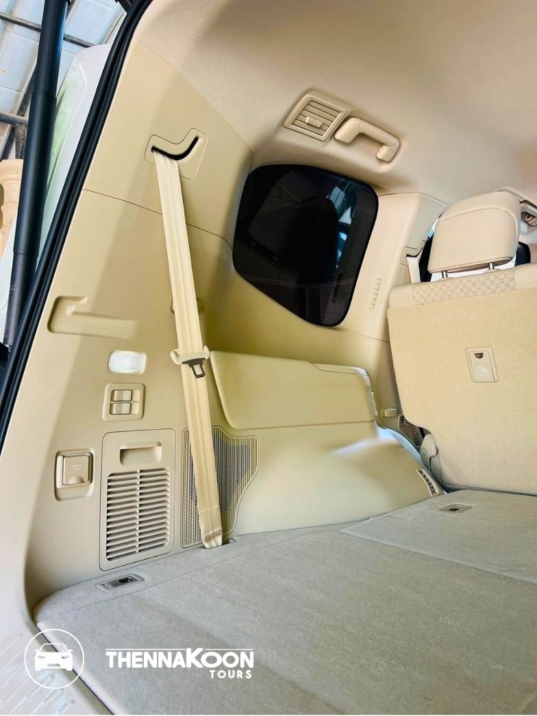 Toyota Land Cruiser LC300 ZX